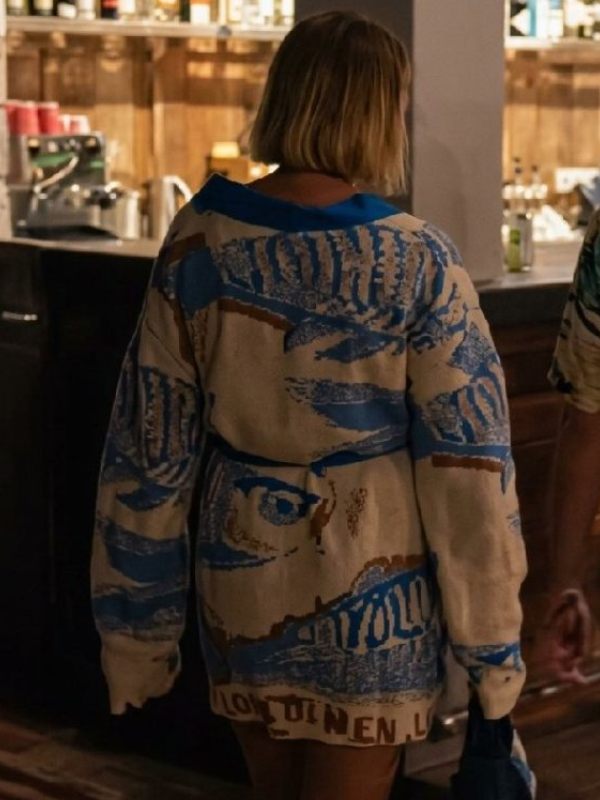 Daisy Kelliher Below Deck Down Under S4 Fish Print Robe